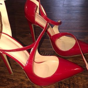 Red Pumps